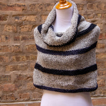 Load image into Gallery viewer, Shoulder Cozy
