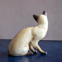 Load image into Gallery viewer, Siamese Cat Figurine by Tenney
